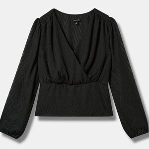 TORRID Zig Zag Surplice Crop Blouse Black Size 5 5X New NWT
